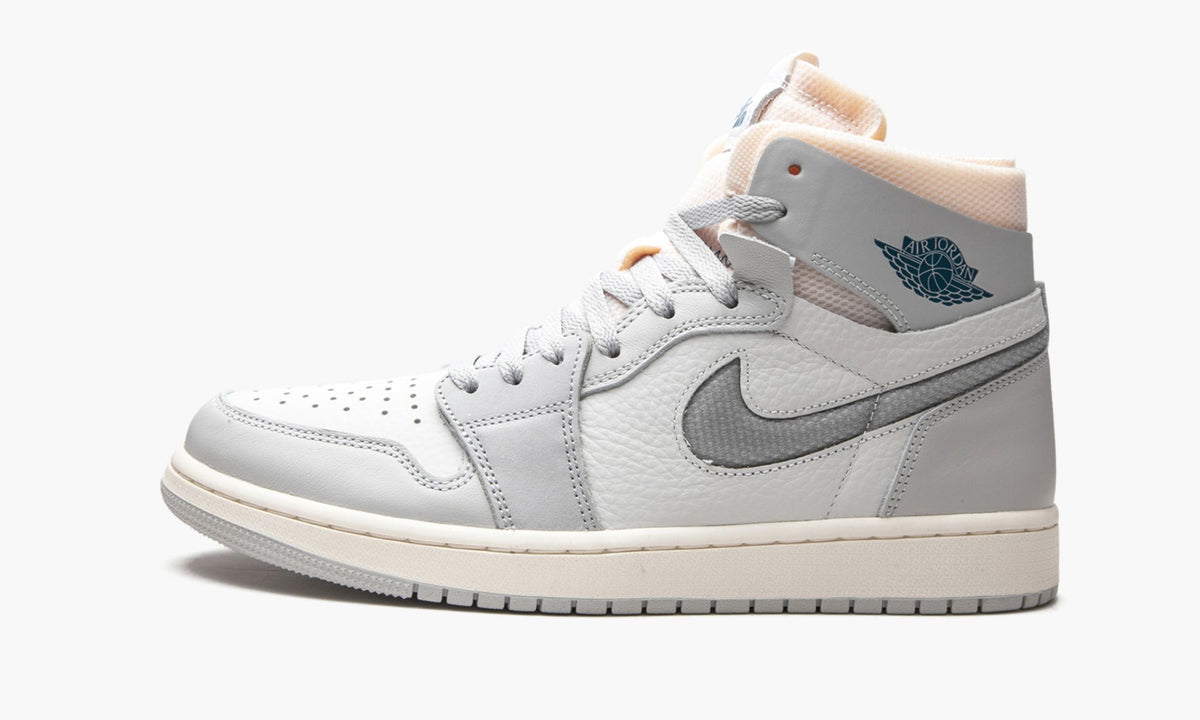 Air Jordan 1 Zoom CMFT "London" Sneakers