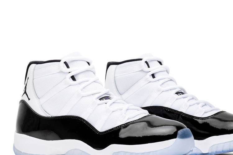 Jordan 11 Retro Concord Sneakers