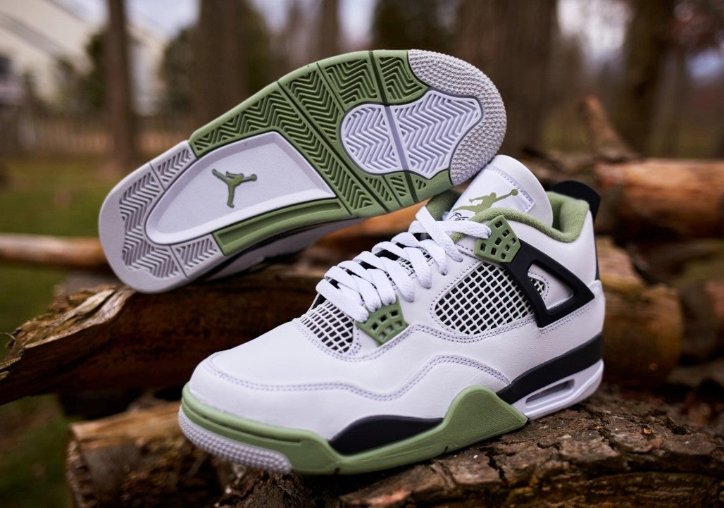 Jordan 4 Retro Seafoam (Women's) Sneakers