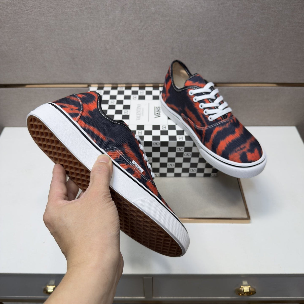 Vans Navy Orange Stripe Low-Top Sneakers — detail