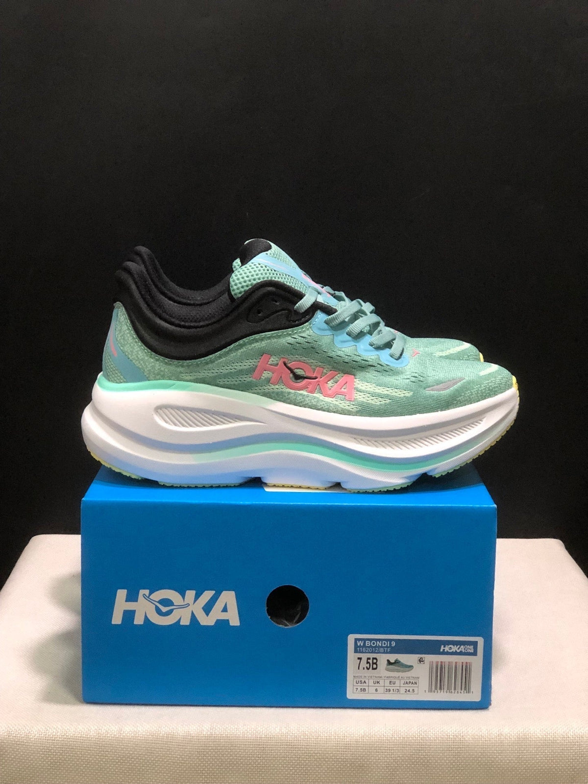 HOKA ONE ONE Bondi 9 Running Shoes