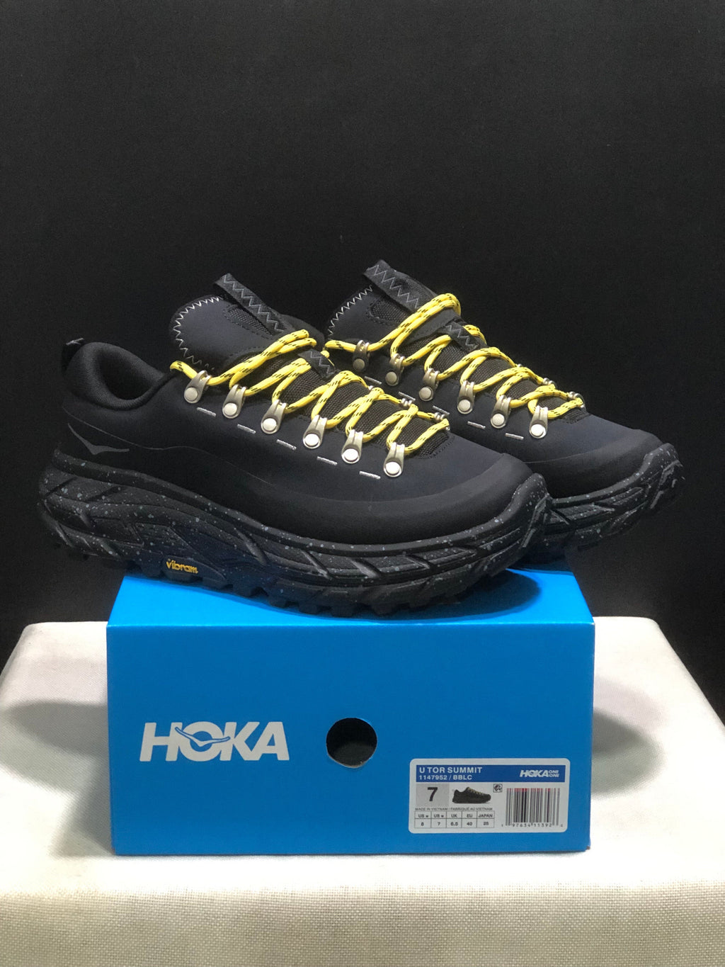 HOKA ONE ONE Tor Summit Sneakers