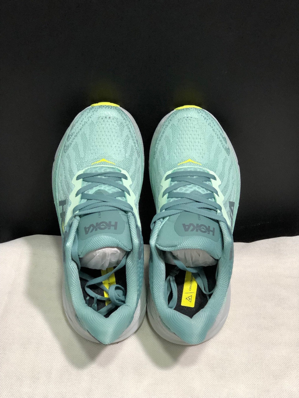 HOKA ONE ONE Challenger 7 Trail Running Shoes